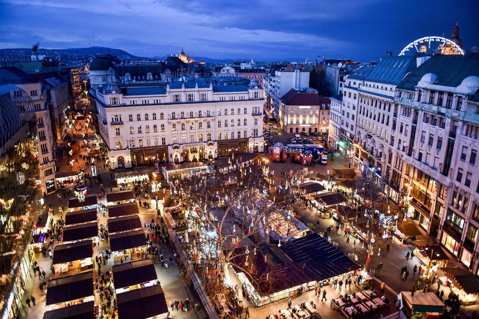 Central Budapest Apartment מראה חיצוני תמונה